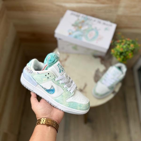 NIKE SB DUNK CHINESE NEW YEAR 2024