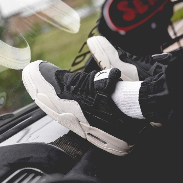 AIR JORDANS 4 RM BLACK LIGHT BONE