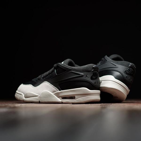 AIR JORDANS 4 RM BLACK LIGHT BONE