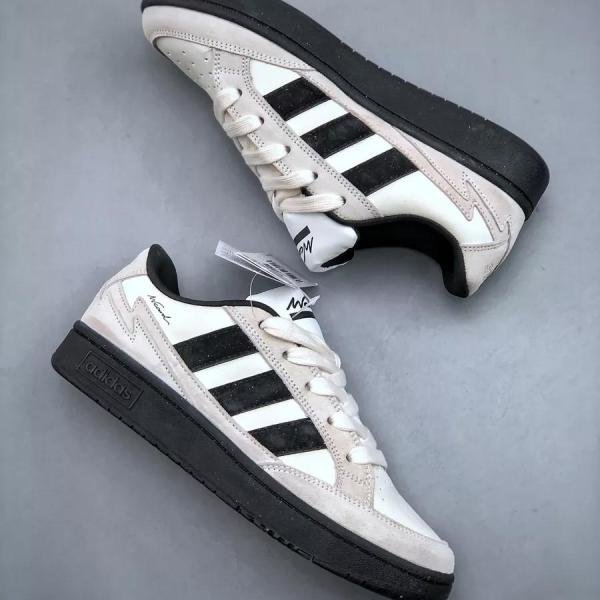 ADIDAS ORIGINAL WCARD ADV