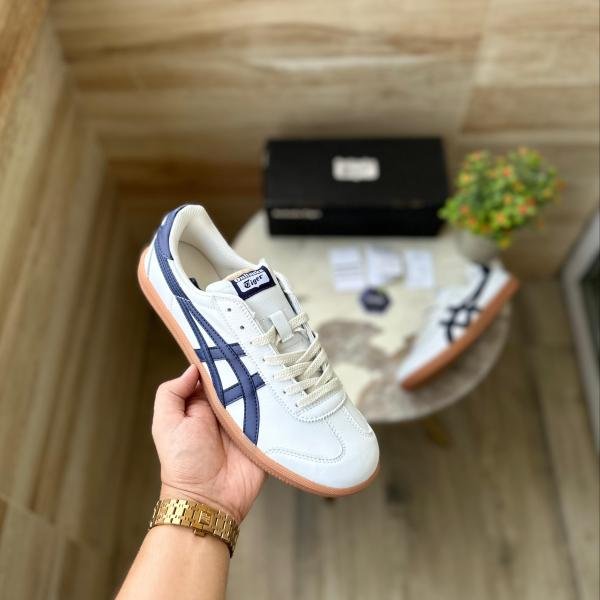 ONITSUKA TIGER TOKUTEN WHITE NAVY EDITION