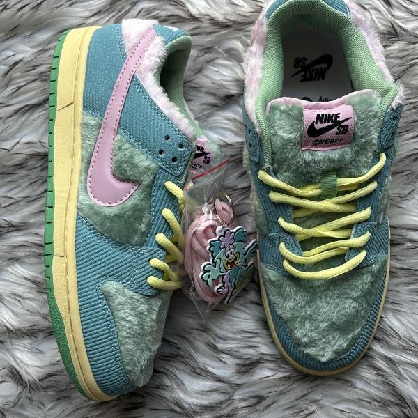 NIKE SB DUNK LOW PRO X VERDY