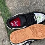 NIKE SB DUNK LOW SUPREME RAMMELLZEE