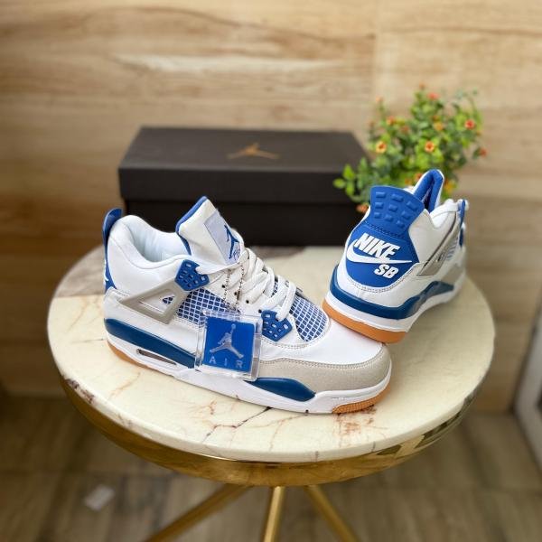 AIR JORDANS RETRO 4 MILITARY BLUE