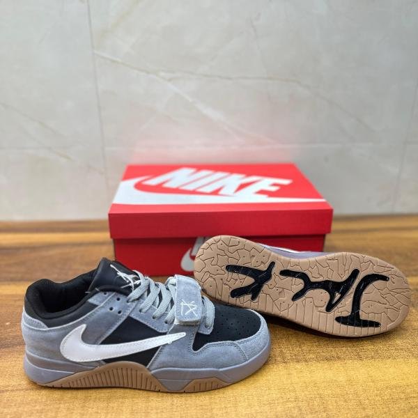 AIR JORDAN JUMPMAN JACK TR TRAVIS SCOTT GREY