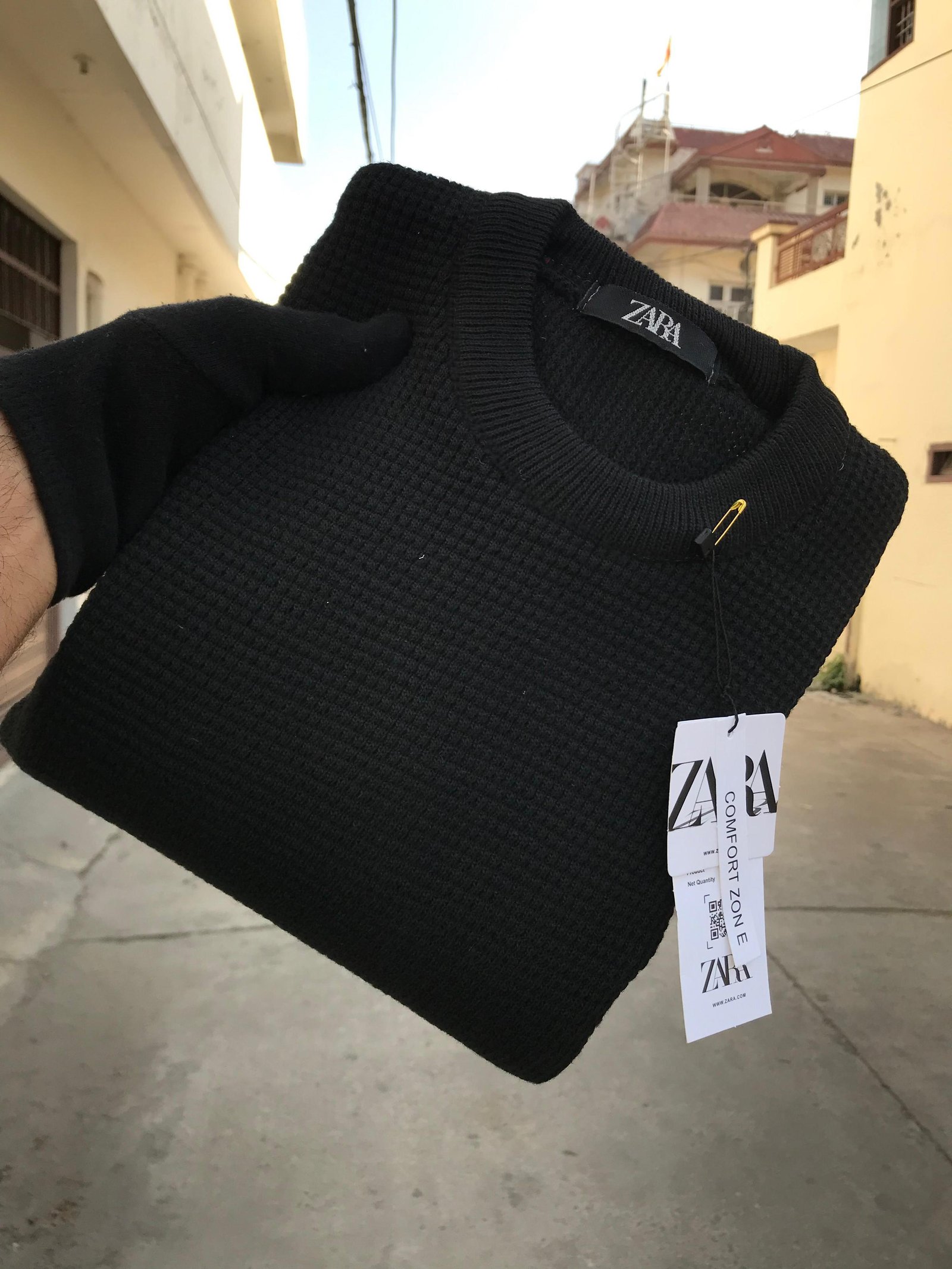 ZARA PULLOVERS