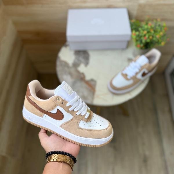 NIKE AIRFORCE VACHETTA