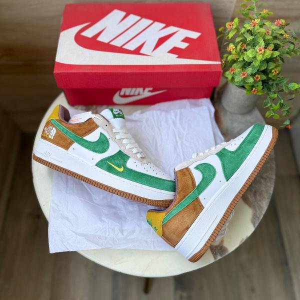 NIKE AIRFORCE NORTH FACE GUCCI