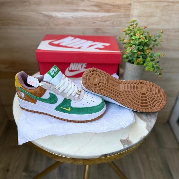 NIKE AIRFORCE NORTH FACE GUCCI