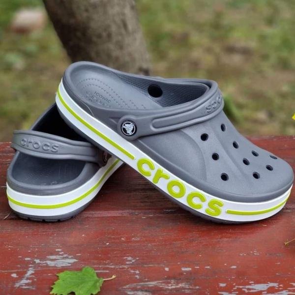 CROCS