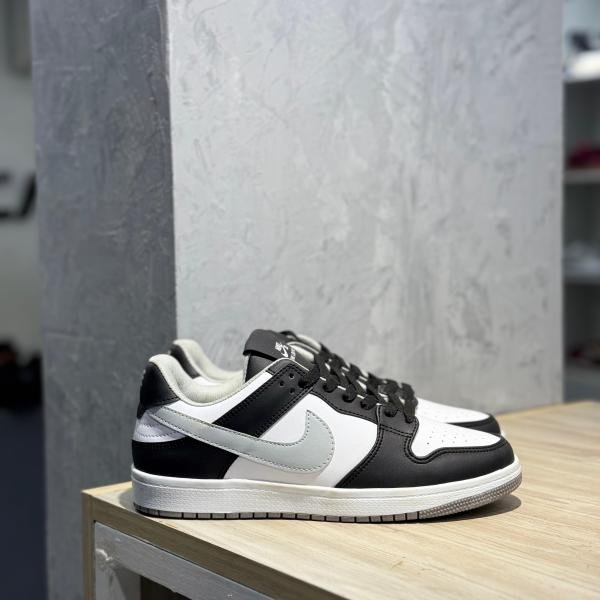 NIKE SB DUNK