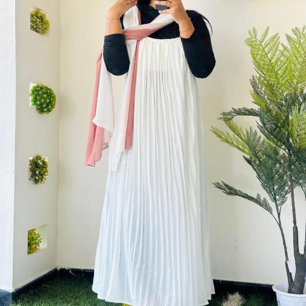 IMPORTED PLEATED PINAFORE SET