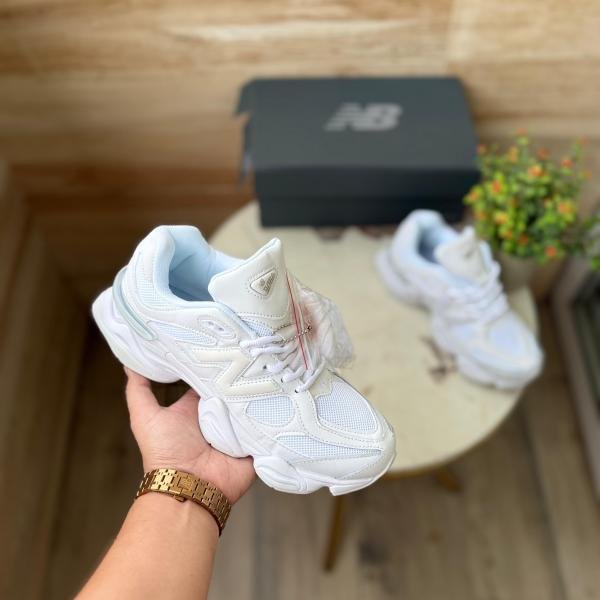 NEW BALANCE 9060 TRIPPLE WHITE