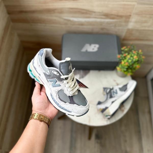 NEW BALANCE 2002r PROTECTION PACK OG GREY
