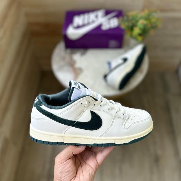 NIKE SB DUNK SPLIT ATHLETIC DEPARTMENT