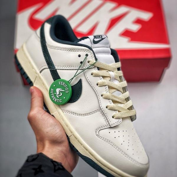 NIKE SB DUNK SPLIT ATHLETIC DEPARTMENT