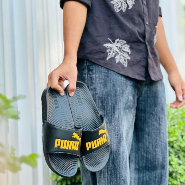 PUMA FLIP FLOPS