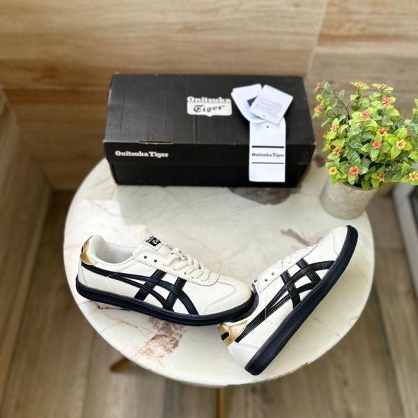 ONITSUKA TIGER TOKUTEN GUM SOLE