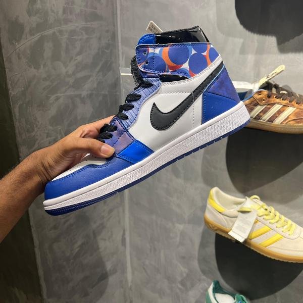 NIKE AIR JORDAN1 HIGH ‘SPIDERVERSE’