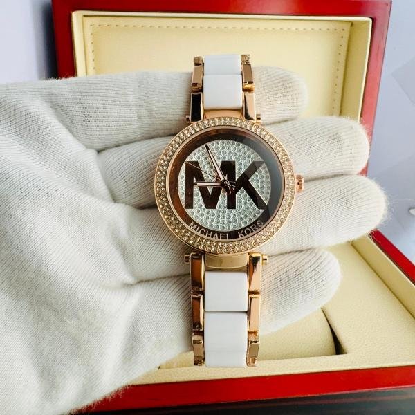 MICHAEL KORS
