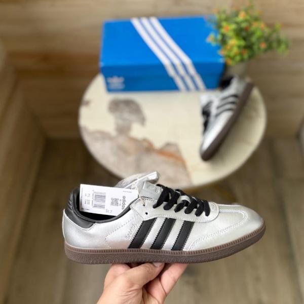 ADIDAS ORIGINALS SAMBA SILVER WHITE