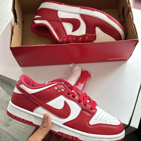 NIKE SB DUNK LOW GIRLS