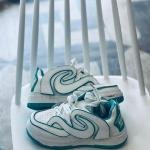 WAVE SHOE