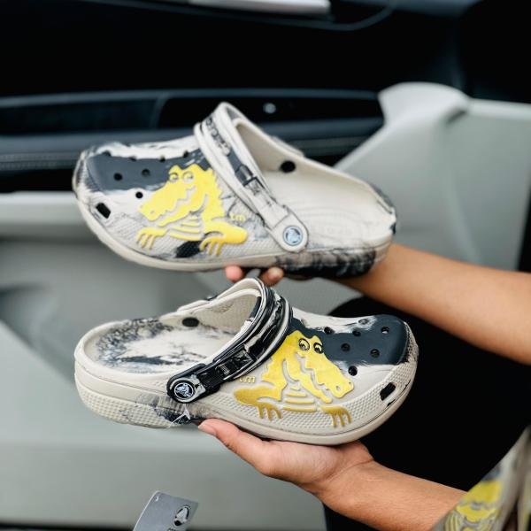 CROCS CLASSIC WITH LOGO