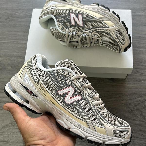 NEW BALANCE 740
