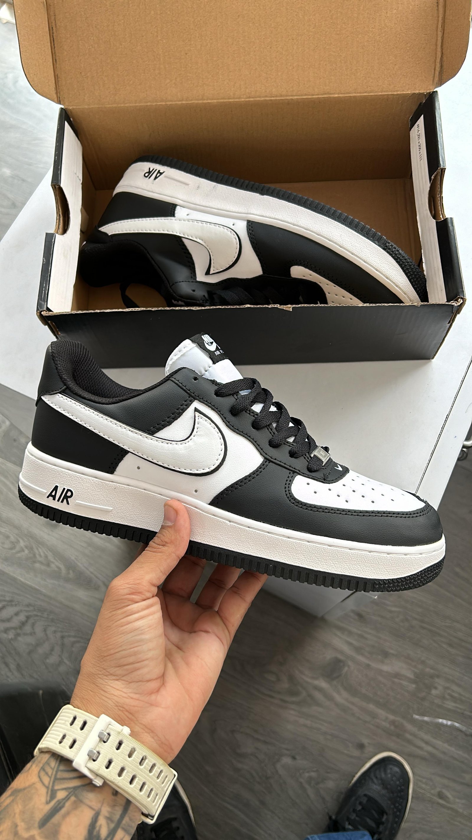 NIKE AIRFORCE 1'07 PANDA