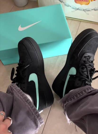 NIKE AIRFORCE (Tiffany)