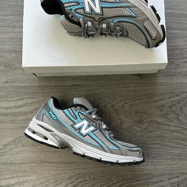 NEW BALANCE 740