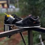 NIKE SB DUNK TIGHT BOOTH