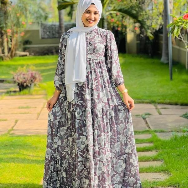 STYLISH PRINTED GOWN