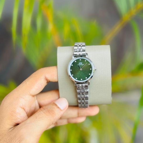 DANIEL WELLINGTON LADIES WATCH