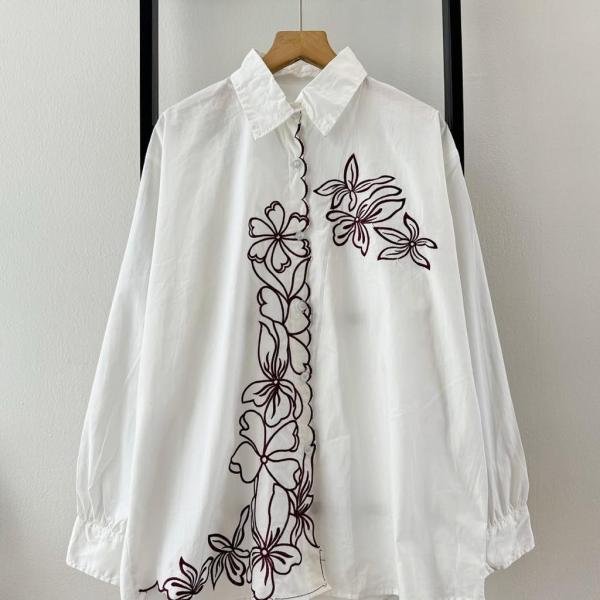 STYLISH EMBROIDERY TOP